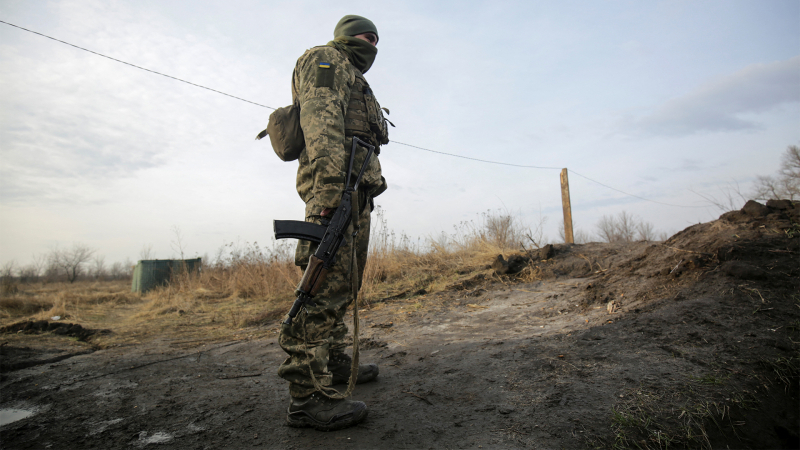 В МИД РФ заявили о переброске Западом на Украину «боевиков»